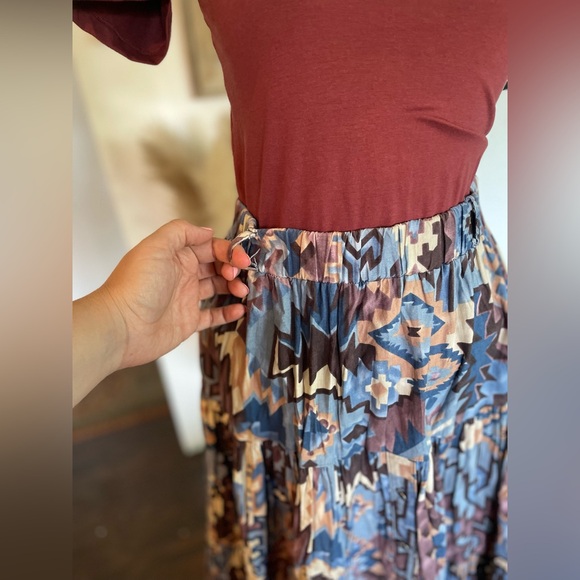 Vintage Aztec Western Tiered Maxi Skirt Pearl Snaps - Picture 5 of 6